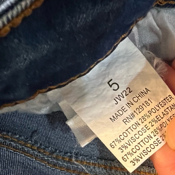 Fashion Nova Size 5  Flare Leg Bell Bottom Jeans Heart Pockets Womens Stretchy - Picture 7 of 8